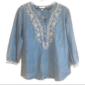 Appleseeds NWOT Embroidered Denim Top